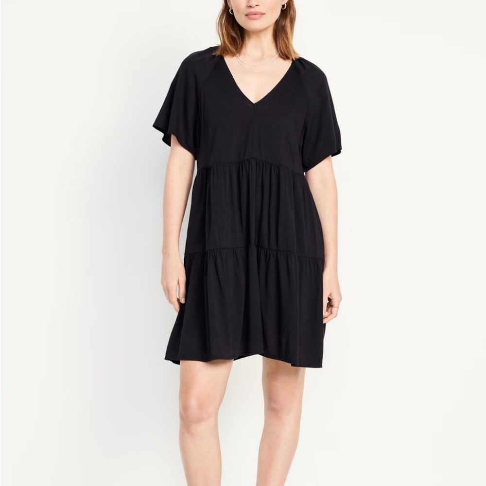 Old Navy Tierd Short Sleeve Deep V Dress M